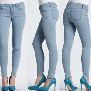 J Brand Light Wash Skinny Jeans Beaut Blue 31